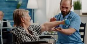 Комплексная реабилитация после инсульта дома и клинике