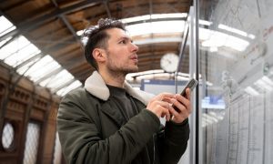 Современные технологии и материалы для установки окон: выбор, монтаж и теплоизоляция